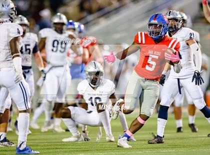 Thumbnail 1 in Oak Ridge vs College Park photogallery.