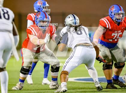 Thumbnail 3 in Oak Ridge vs College Park photogallery.