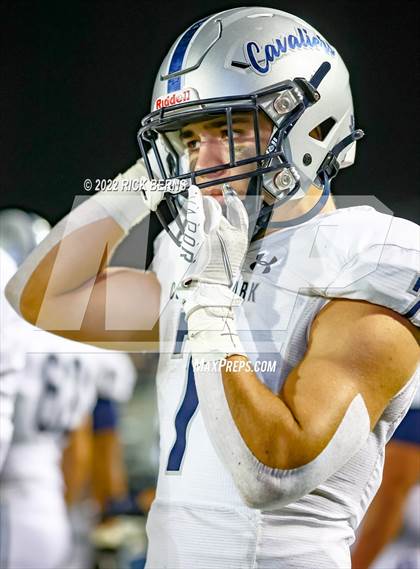 Thumbnail 3 in Oak Ridge vs College Park photogallery.