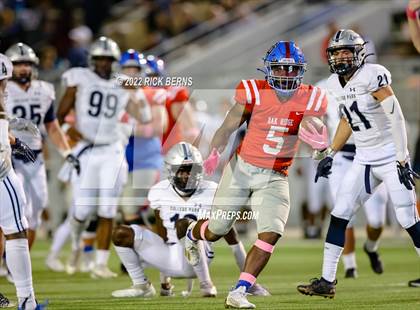 Thumbnail 3 in Oak Ridge vs College Park photogallery.