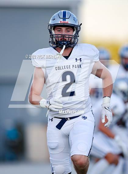 Thumbnail 1 in Oak Ridge vs College Park photogallery.