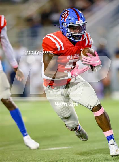 Thumbnail 2 in Oak Ridge vs College Park photogallery.