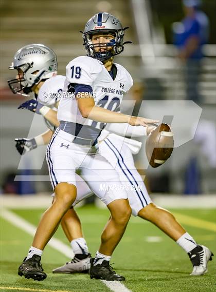 Thumbnail 1 in Oak Ridge vs College Park photogallery.