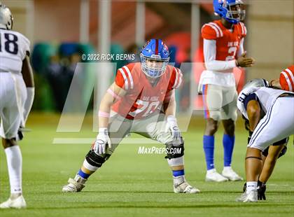 Thumbnail 3 in Oak Ridge vs College Park photogallery.