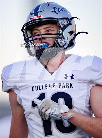 Thumbnail 1 in Oak Ridge vs College Park photogallery.