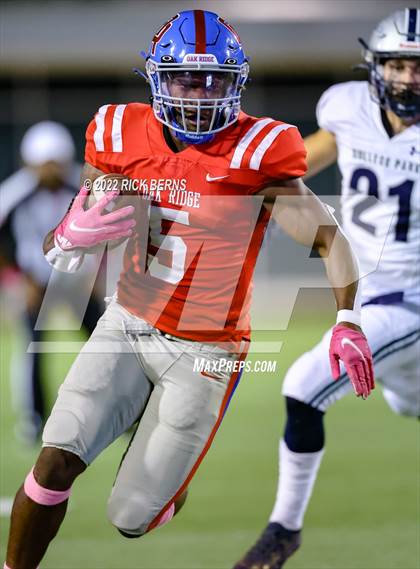Thumbnail 2 in Oak Ridge vs College Park photogallery.