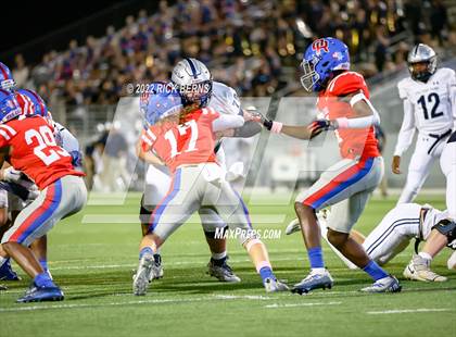 Thumbnail 3 in Oak Ridge vs College Park photogallery.