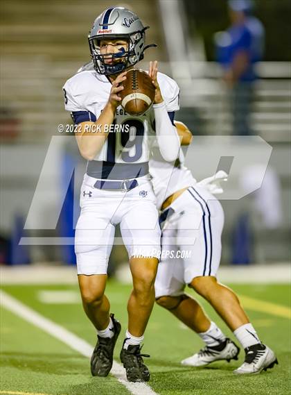 Thumbnail 1 in Oak Ridge vs College Park photogallery.