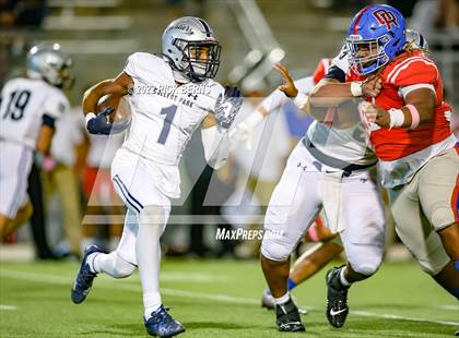 Thumbnail 1 in Oak Ridge vs College Park photogallery.