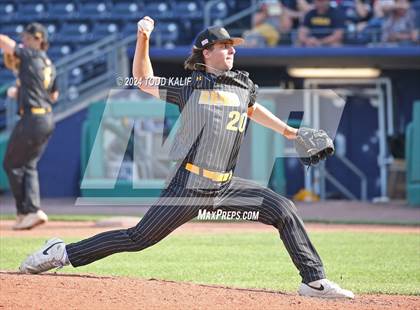 Thumbnail 1 in RHAM vs Hand (CIAC Class L semifinal) photogallery.