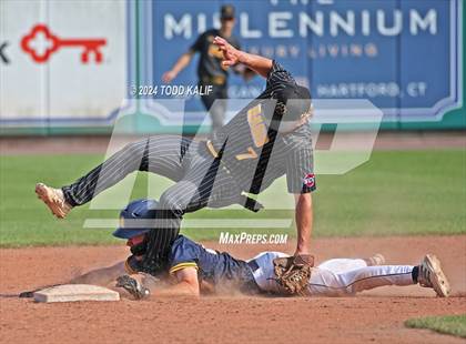Thumbnail 3 in RHAM vs Hand (CIAC Class L semifinal) photogallery.