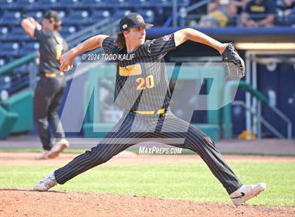 Thumbnail 3 in RHAM vs Hand (CIAC Class L semifinal) photogallery.