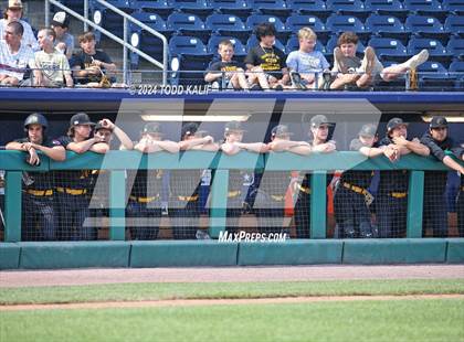 Thumbnail 1 in RHAM vs Hand (CIAC Class L semifinal) photogallery.