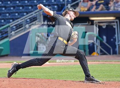 Thumbnail 2 in RHAM vs Hand (CIAC Class L semifinal) photogallery.