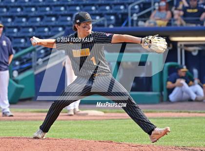 Thumbnail 1 in RHAM vs Hand (CIAC Class L semifinal) photogallery.