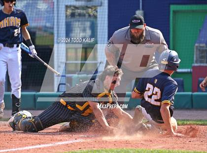 Thumbnail 1 in RHAM vs Hand (CIAC Class L semifinal) photogallery.