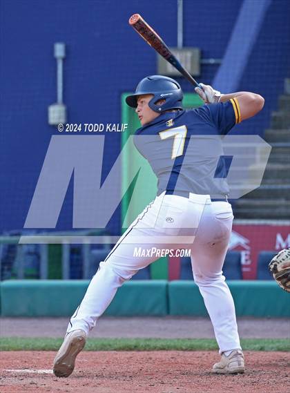 Thumbnail 2 in RHAM vs Hand (CIAC Class L semifinal) photogallery.