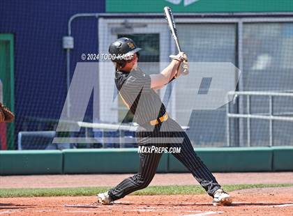 Thumbnail 2 in RHAM vs Hand (CIAC Class L semifinal) photogallery.