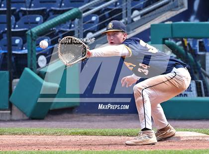 Thumbnail 3 in RHAM vs Hand (CIAC Class L semifinal) photogallery.