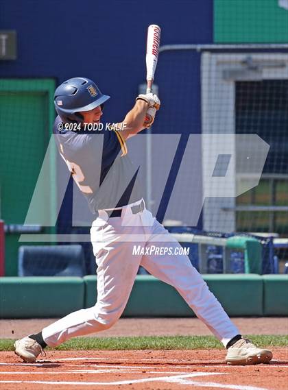 Thumbnail 3 in RHAM vs Hand (CIAC Class L semifinal) photogallery.