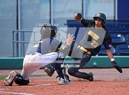 Thumbnail 3 in RHAM vs Hand (CIAC Class L semifinal) photogallery.