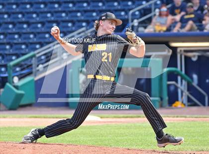 Thumbnail 1 in RHAM vs Hand (CIAC Class L semifinal) photogallery.