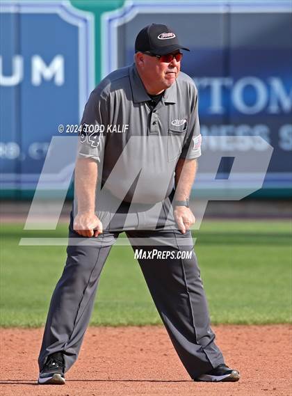 Thumbnail 3 in RHAM vs Hand (CIAC Class L semifinal) photogallery.