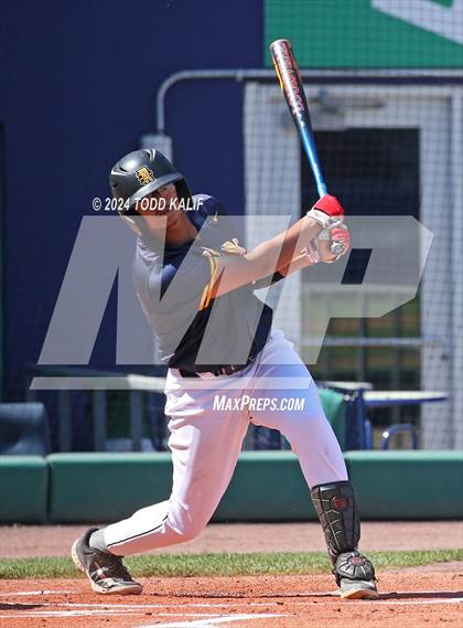 Thumbnail 1 in RHAM vs Hand (CIAC Class L semifinal) photogallery.