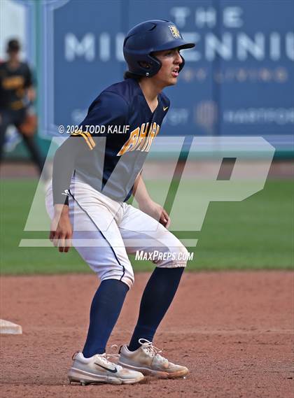 Thumbnail 1 in RHAM vs Hand (CIAC Class L semifinal) photogallery.