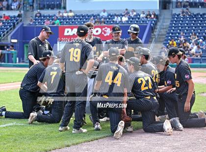 Thumbnail 1 in RHAM vs Hand (CIAC Class L semifinal) photogallery.