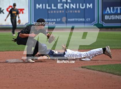 Thumbnail 2 in RHAM vs Hand (CIAC Class L semifinal) photogallery.