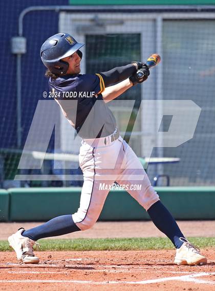 Thumbnail 1 in RHAM vs Hand (CIAC Class L semifinal) photogallery.