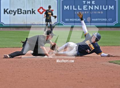 Thumbnail 3 in RHAM vs Hand (CIAC Class L semifinal) photogallery.