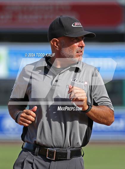 Thumbnail 2 in RHAM vs Hand (CIAC Class L semifinal) photogallery.