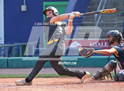 Thumbnail 2 in RHAM vs Hand (CIAC Class L semifinal) photogallery.