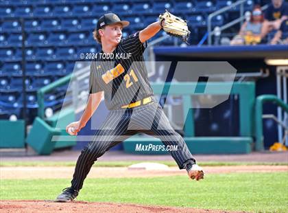 Thumbnail 3 in RHAM vs Hand (CIAC Class L semifinal) photogallery.