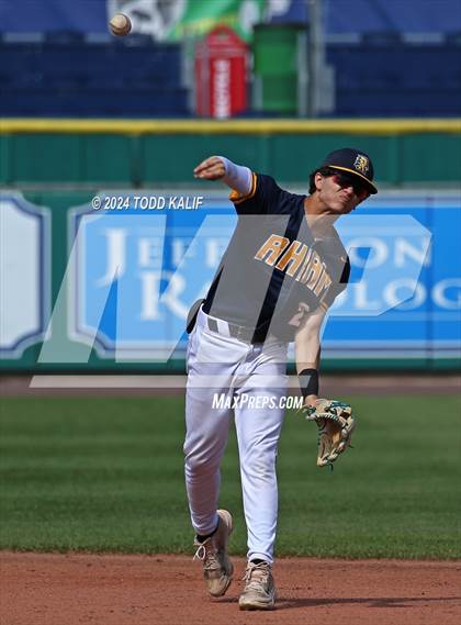 Thumbnail 1 in RHAM vs Hand (CIAC Class L semifinal) photogallery.