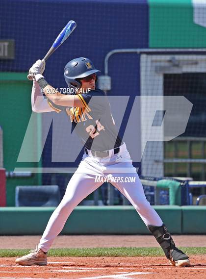 Thumbnail 3 in RHAM vs Hand (CIAC Class L semifinal) photogallery.
