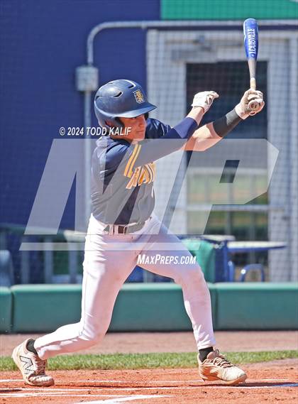 Thumbnail 1 in RHAM vs Hand (CIAC Class L semifinal) photogallery.