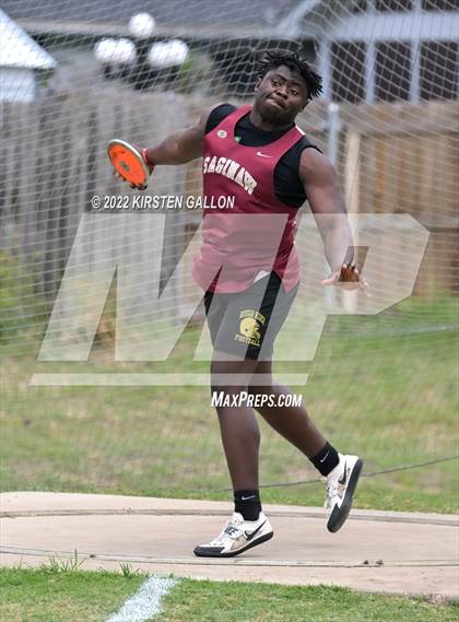 Thumbnail 1 in UIL 5A District 7 & 8 Area Finals (Field Events) photogallery.