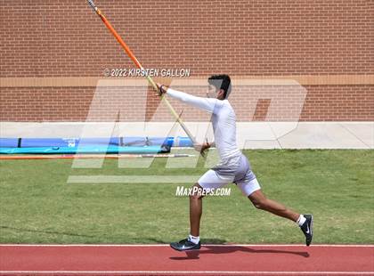 Thumbnail 1 in UIL 5A District 7 & 8 Area Finals (Field Events) photogallery.