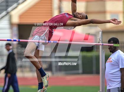 Thumbnail 1 in UIL 5A District 7 & 8 Area Finals (Field Events) photogallery.