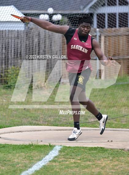 Thumbnail 2 in UIL 5A District 7 & 8 Area Finals (Field Events) photogallery.