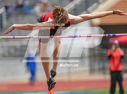 Thumbnail 1 in UIL 5A District 7 & 8 Area Finals (Field Events) photogallery.