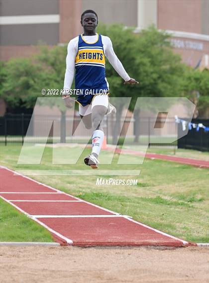 Thumbnail 2 in UIL 5A District 7 & 8 Area Finals (Field Events) photogallery.