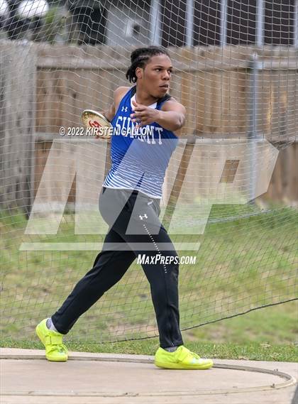 Thumbnail 1 in UIL 5A District 7 & 8 Area Finals (Field Events) photogallery.