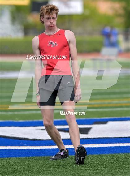 Thumbnail 3 in UIL 5A District 7 & 8 Area Finals (Field Events) photogallery.