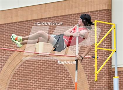 Thumbnail 3 in UIL 5A District 7 & 8 Area Finals (Field Events) photogallery.