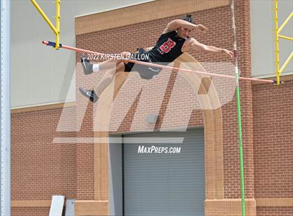 Thumbnail 2 in UIL 5A District 7 & 8 Area Finals (Field Events) photogallery.