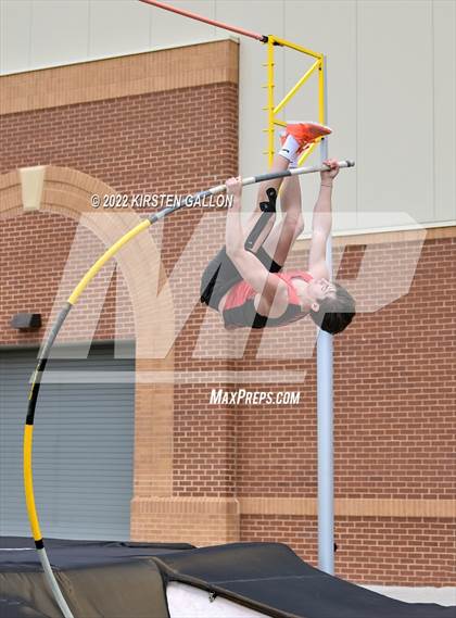 Thumbnail 2 in UIL 5A District 7 & 8 Area Finals (Field Events) photogallery.